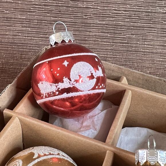 2013 Target Box of 8 Various Color Mini Glass Ball Scene Ornaments w/Glitter - Picture 5 of 10